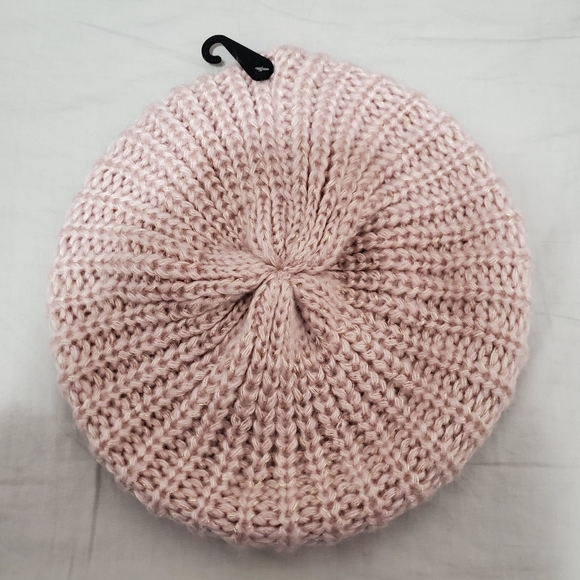 ⬇️Winter Accessories 4 pc Set ❄ - Picture 7 of 10